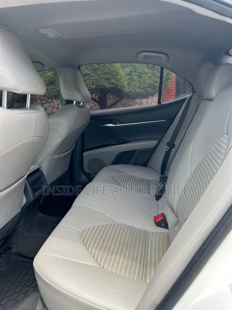 Toyota Camry 2018 White