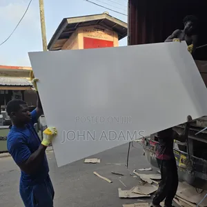 Quality Semi Gloss Plywood 18mm and 4mm Available