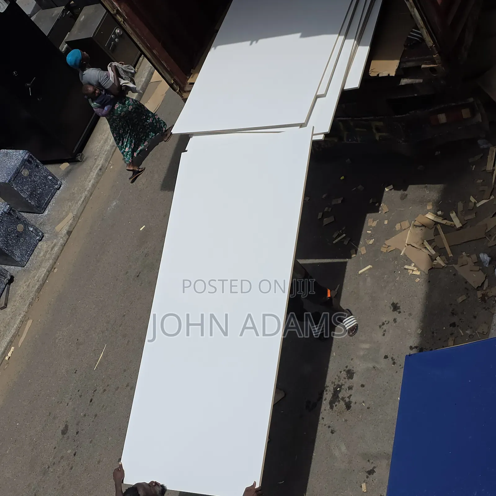 Quality Semi Gloss Plywood 18mm and 4mm Available