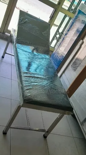 Exams Couch