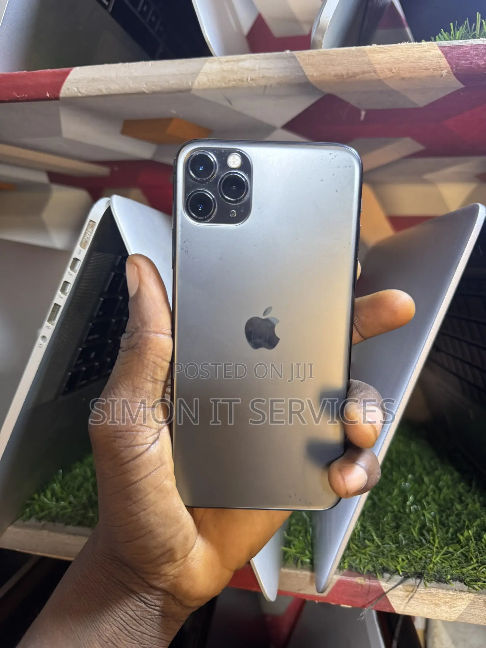 Apple iPhone 11 Pro Max 64 GB Gray