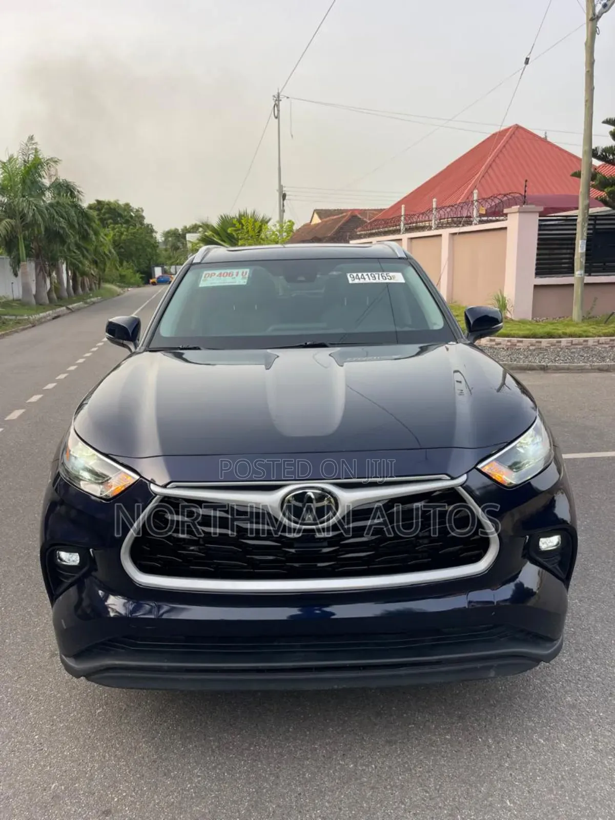 Toyota Highlander XLE AWD 2023 Blue