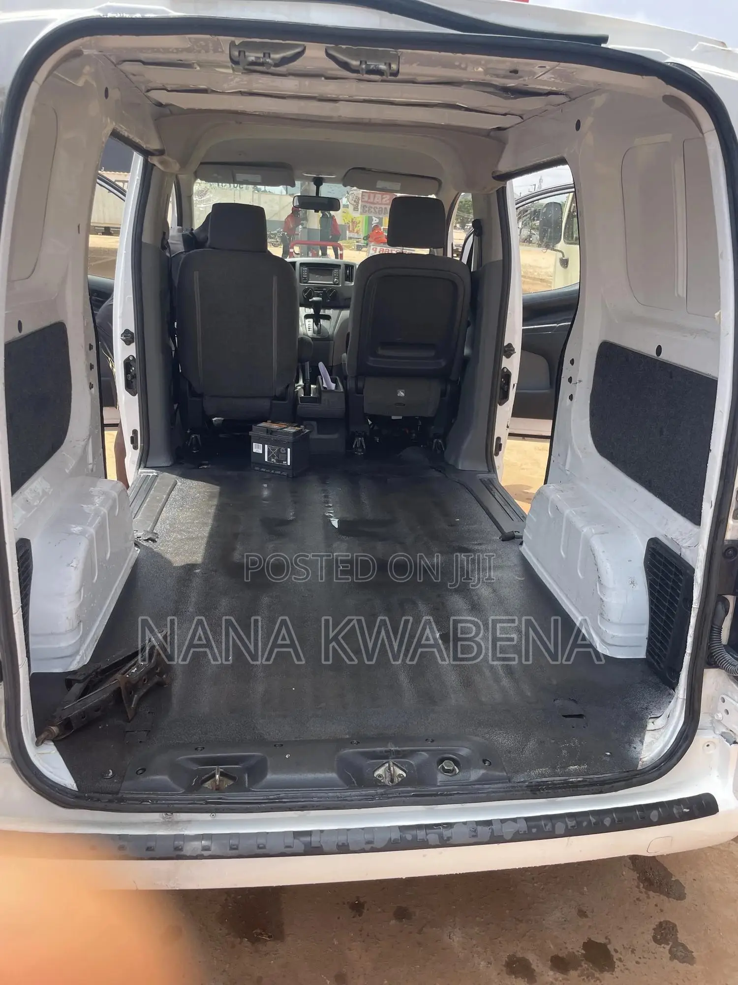 Nissan NV200 2017 White