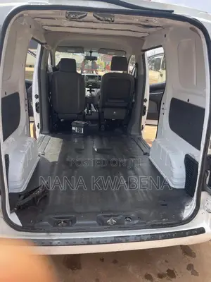 Nissan NV200 2017 White