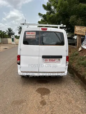 Nissan NV200 2017 White