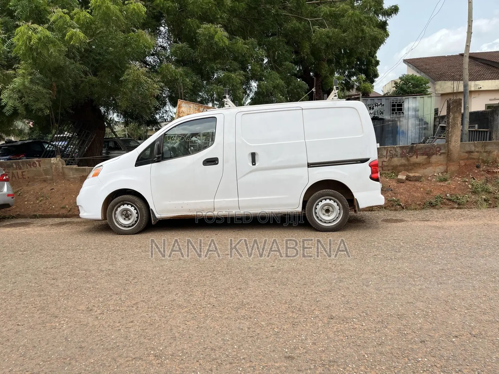Nissan NV200 2017 White