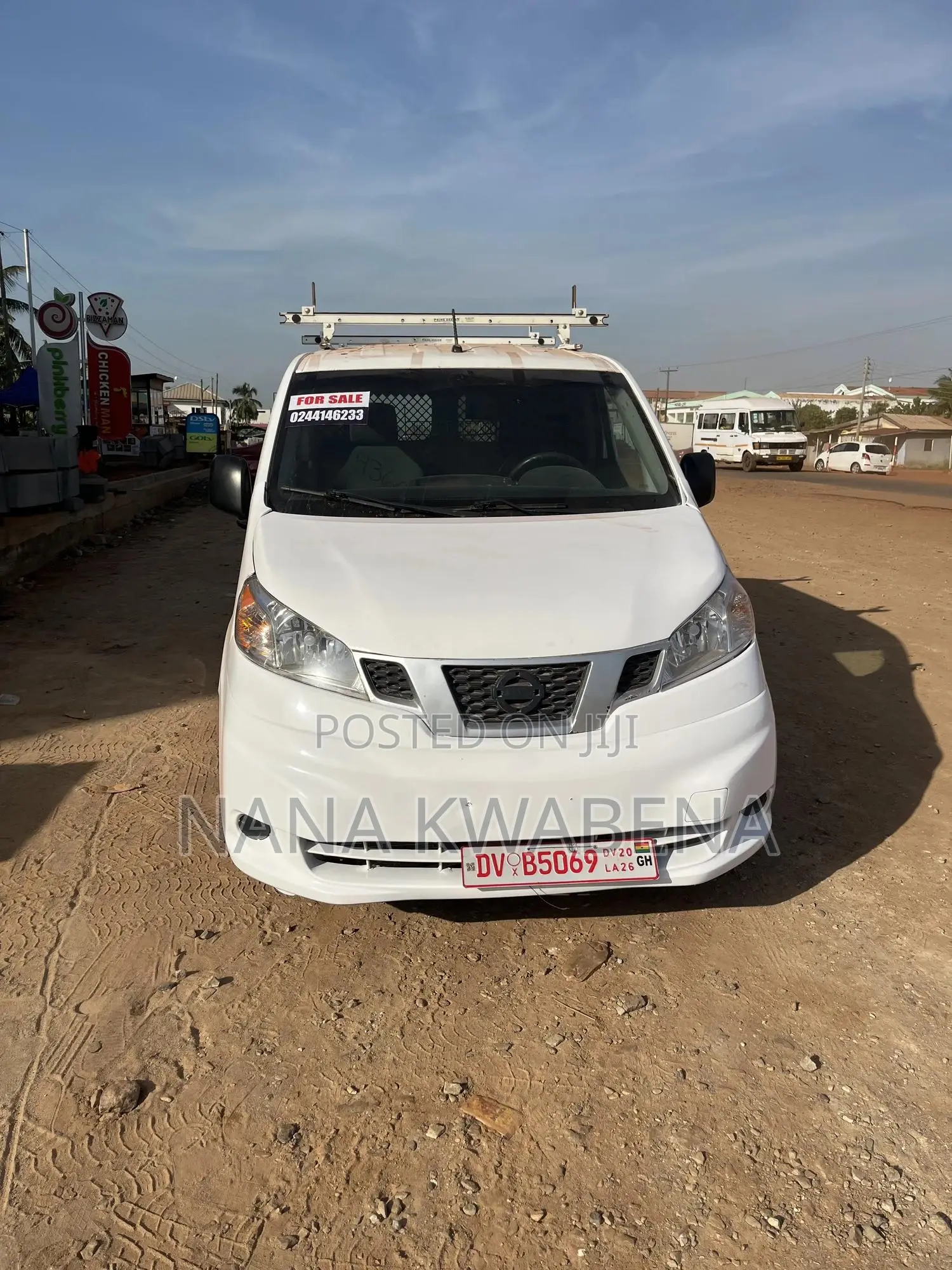 Nissan NV200 2017 White
