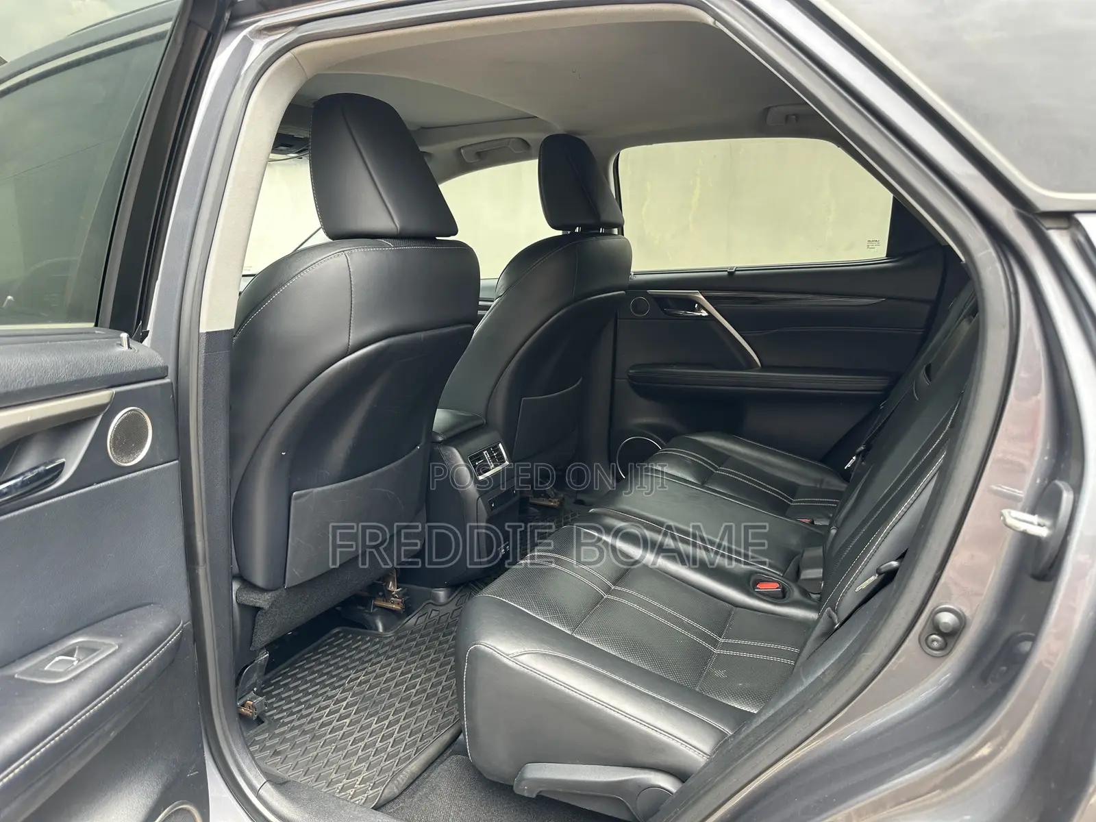 Lexus LX 2020