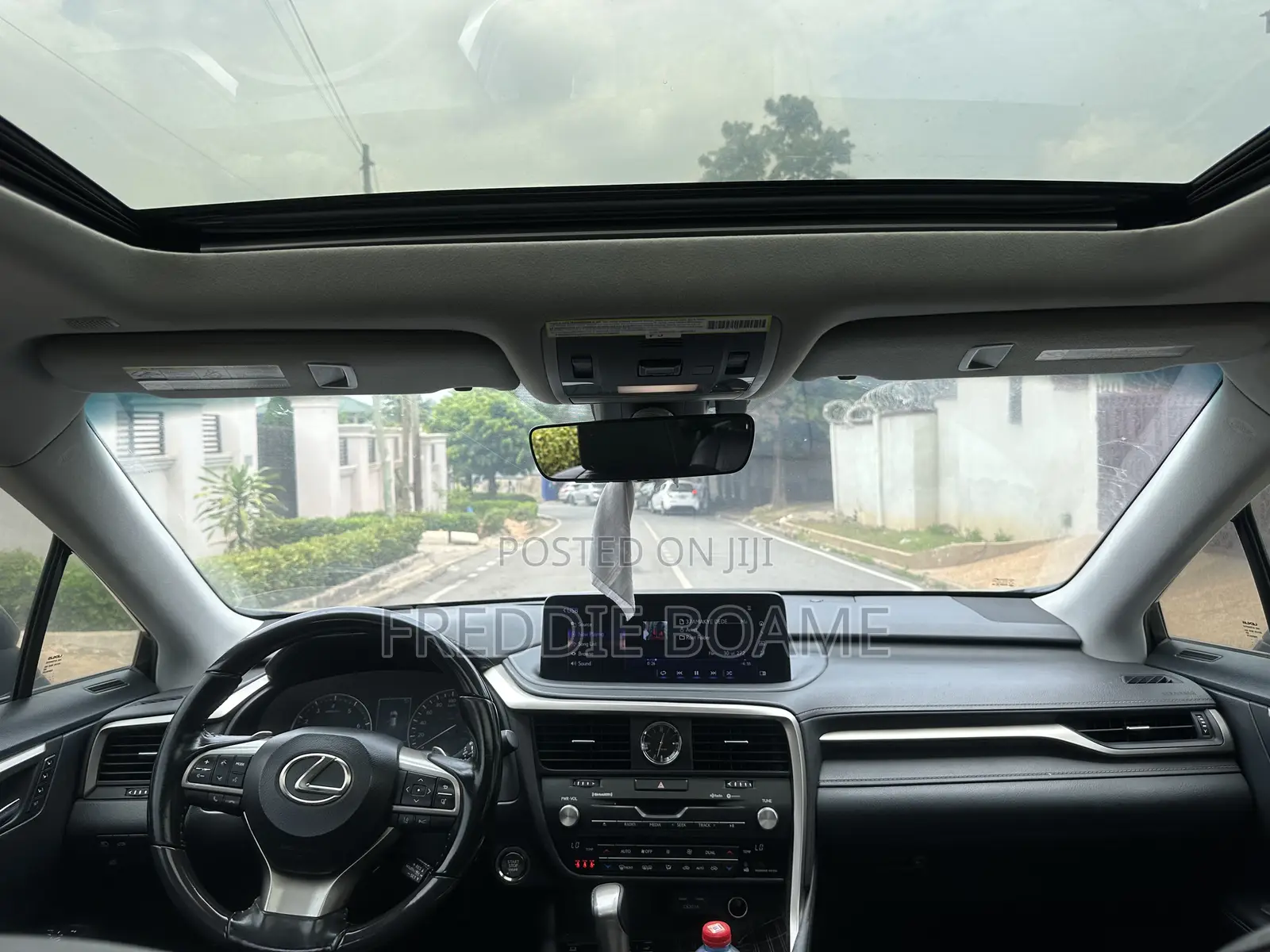 Lexus LX 2020