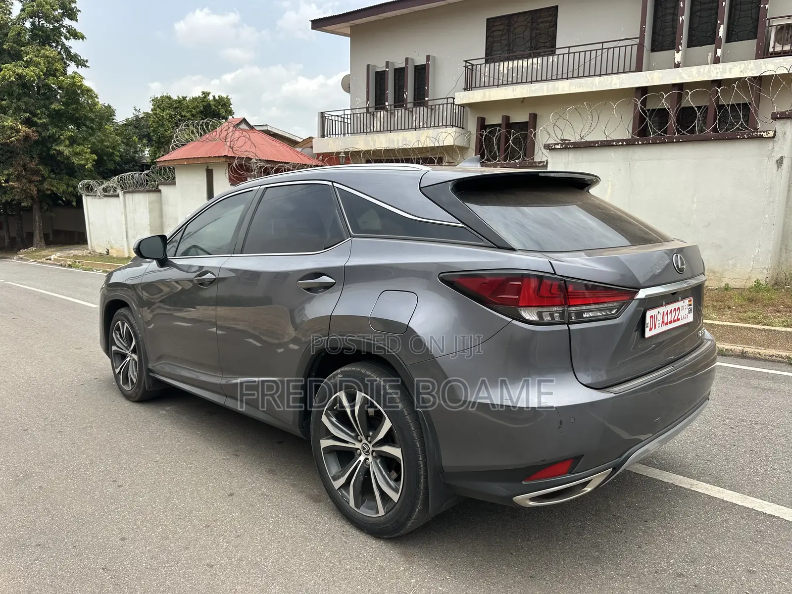 Lexus LX 2020