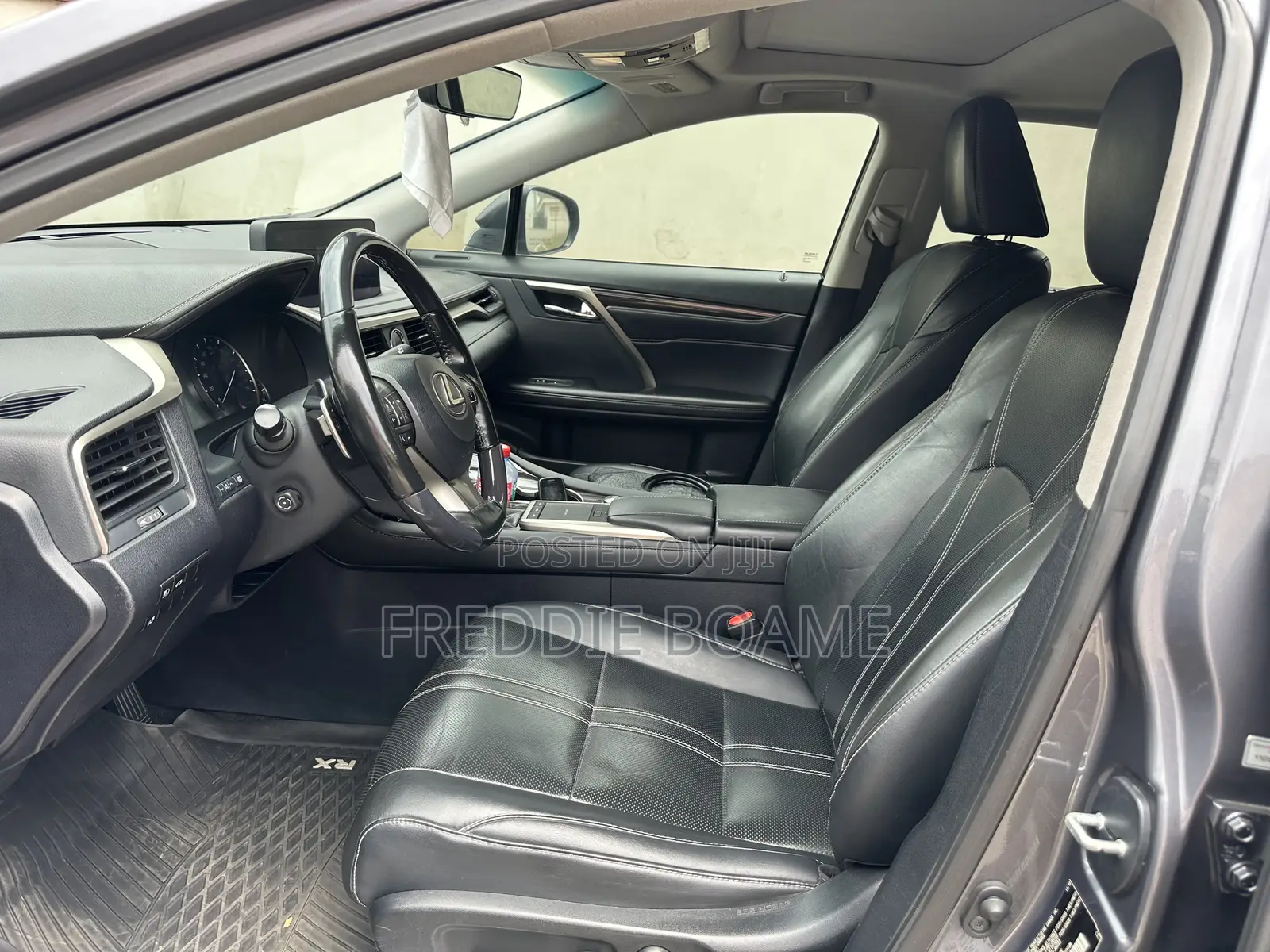 Lexus LX 2020