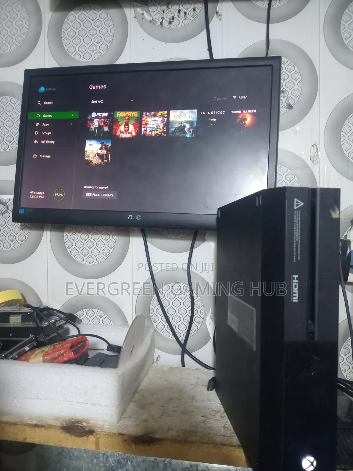 Xbox One With 7 Games