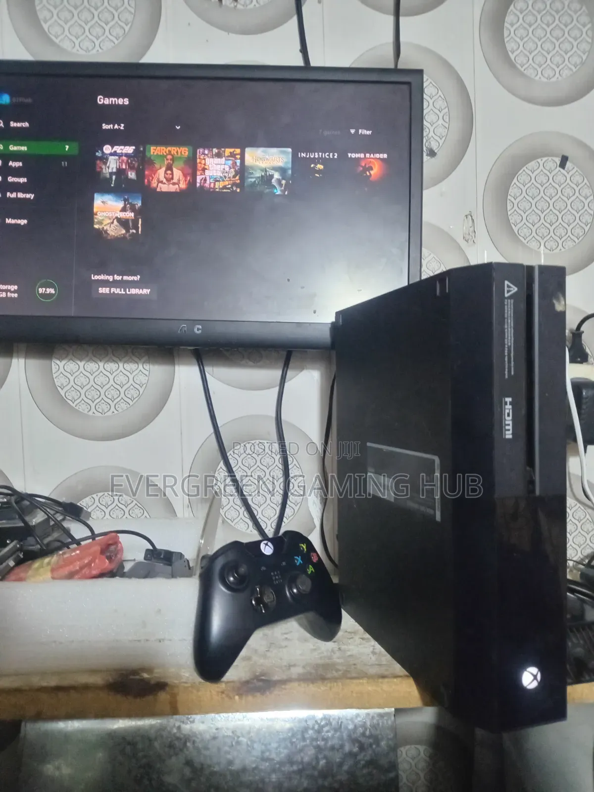 Xbox One With 7 Games