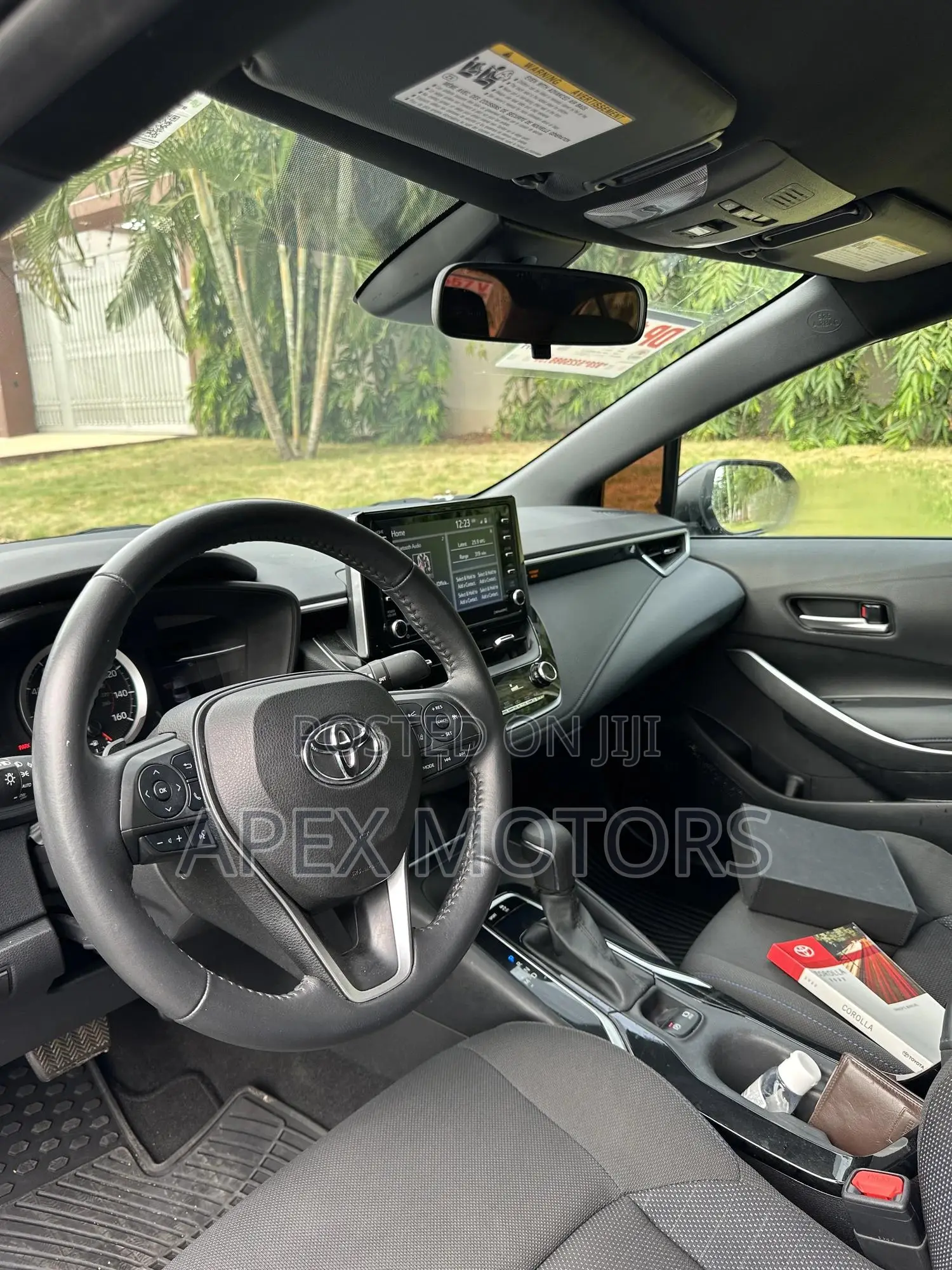 Toyota Corolla SE 2021 Blue