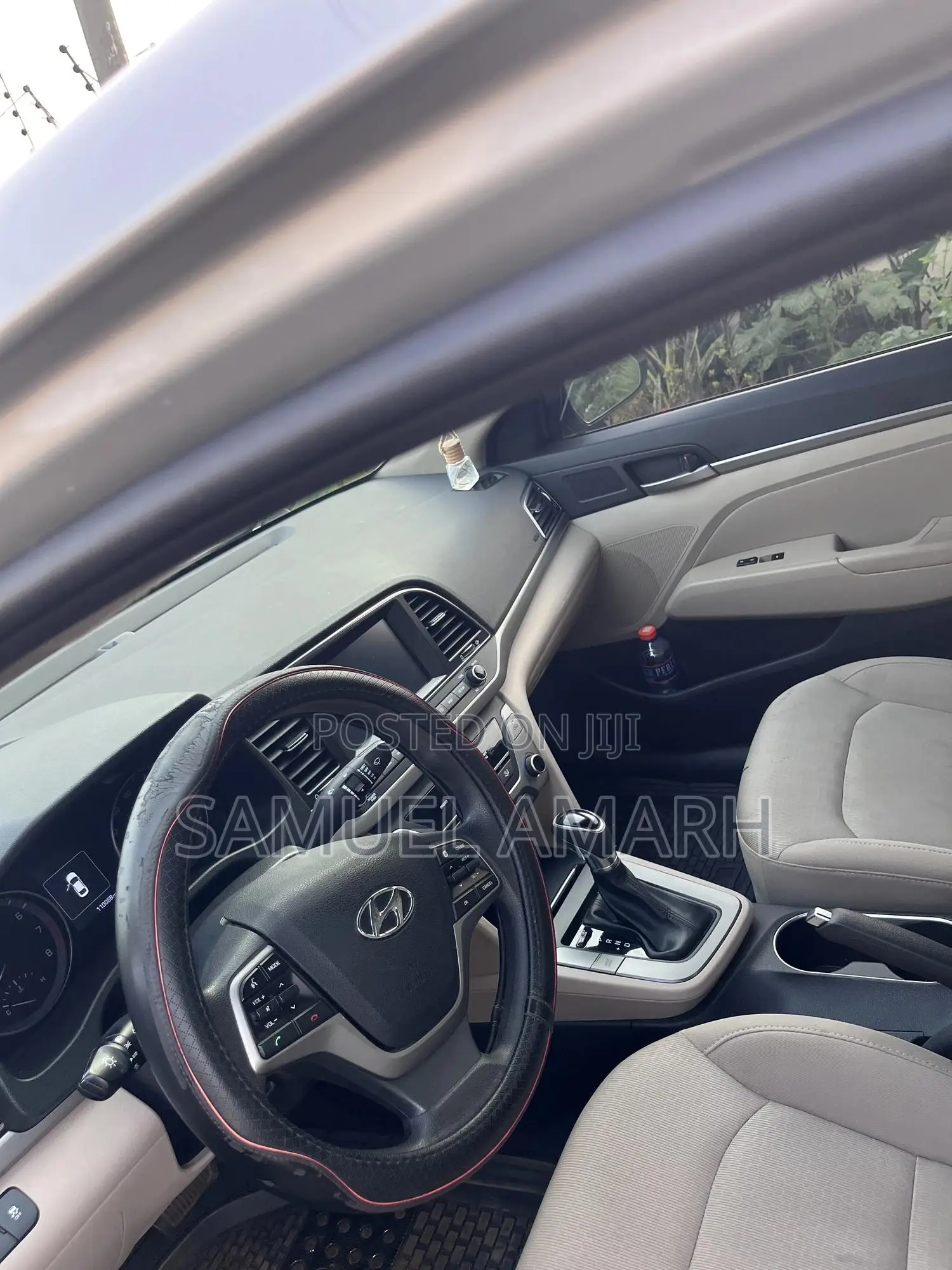 Hyundai Elantra SE 2018 Gold