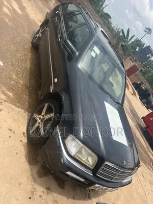 Mercedes-Benz C180 1997 Black