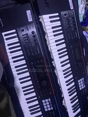 Roland Juno-Ds61 Keyboard – USA Used | Excellent Condition | Kumasi