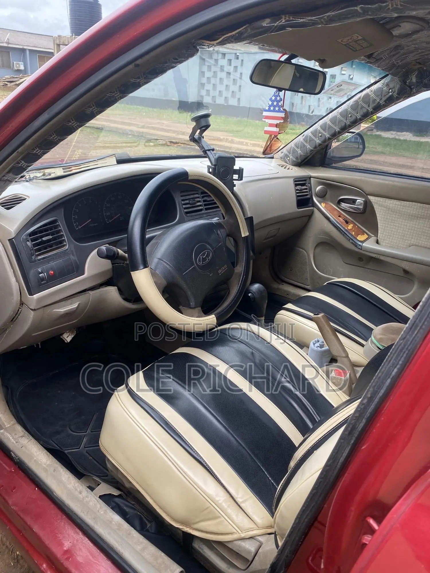 Hyundai Elantra 2006 Red