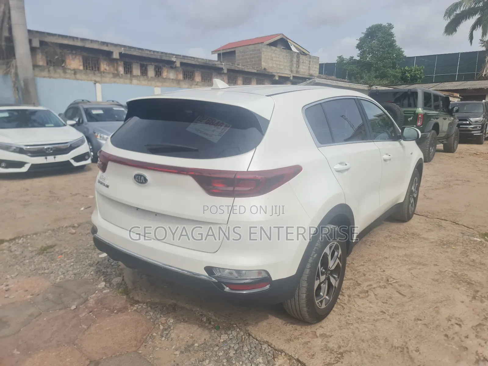 Kia Sportage EX 2021 White