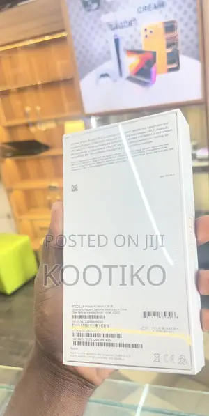 New Apple iPhone XR 128 GB Yellow