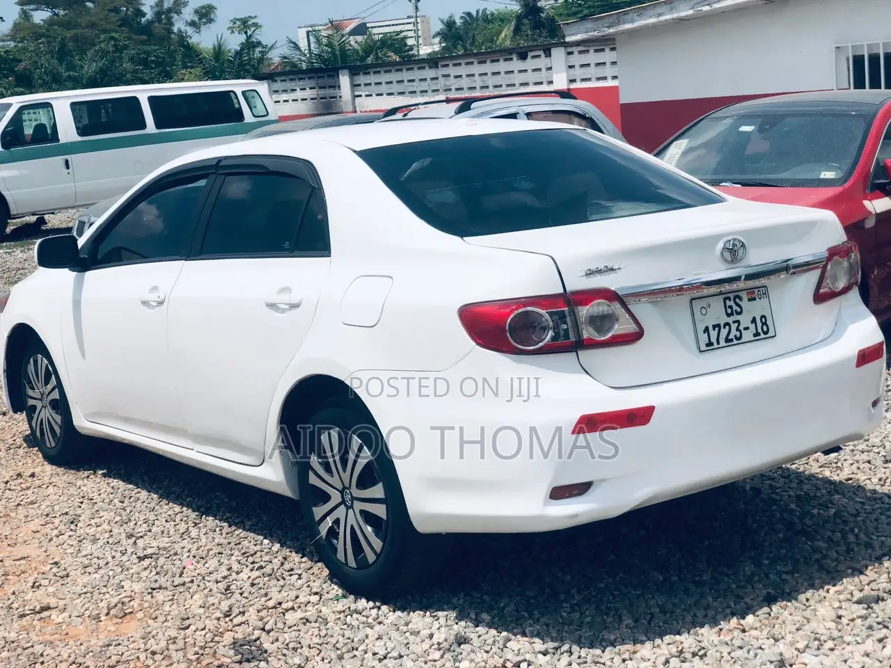 Toyota Corolla LE 4dr Sedan (1.8L 4cyl 4A) 2012 White