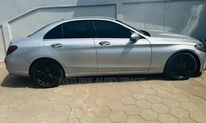 Mercedes-Benz C300 Sport 4Matic Sedan AWD (2.0L 4cyl 7A) 2017 Silver