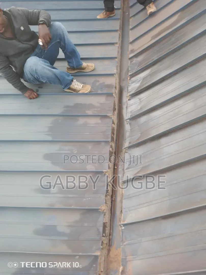 Wooden Roof and Maintenance Affordable Work