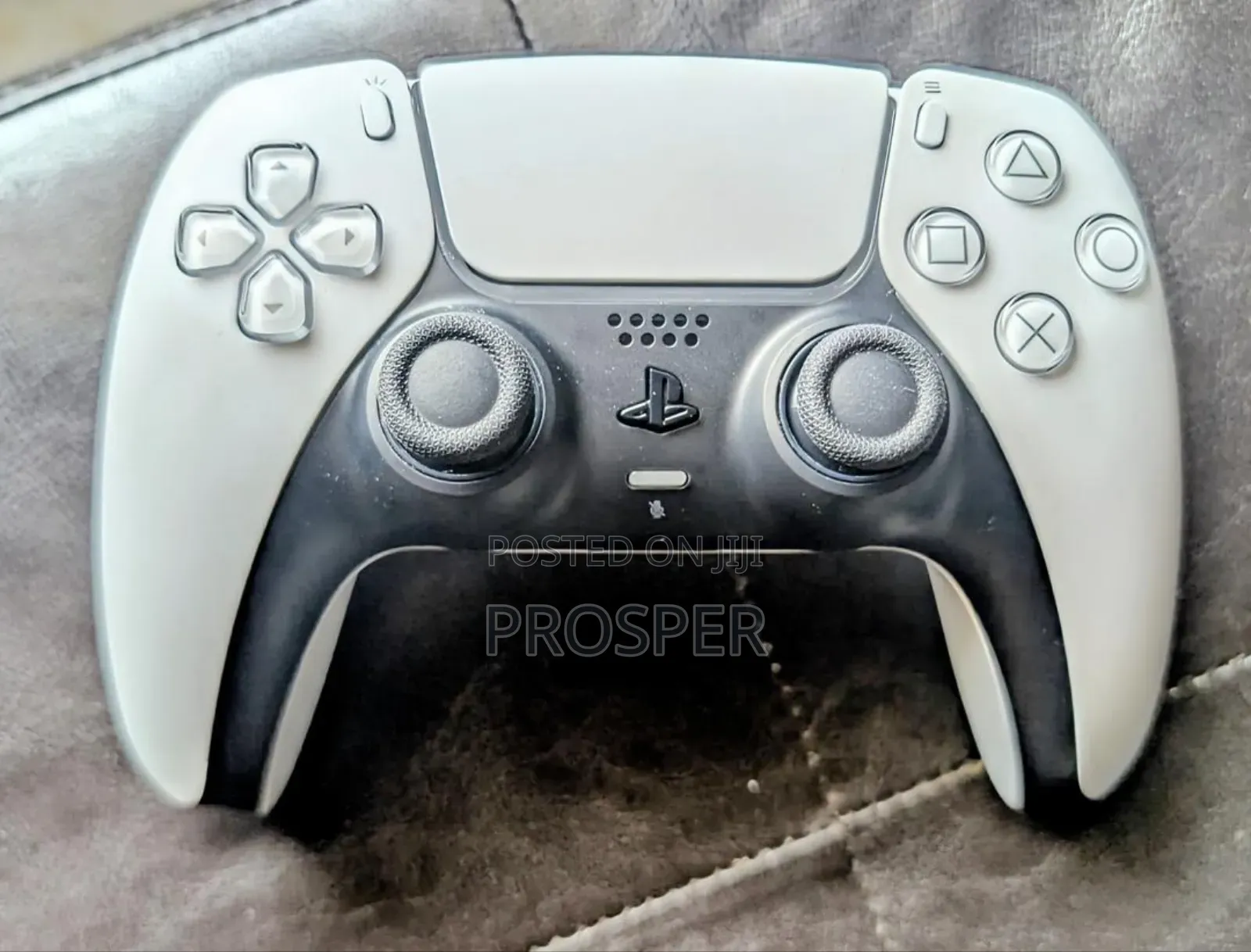 Ps5 Digital Edition With Controller.