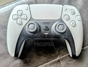 Ps5 Digital Edition With Controller.