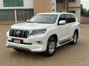 Toyota Land Cruiser Prado 2.7 2019 White