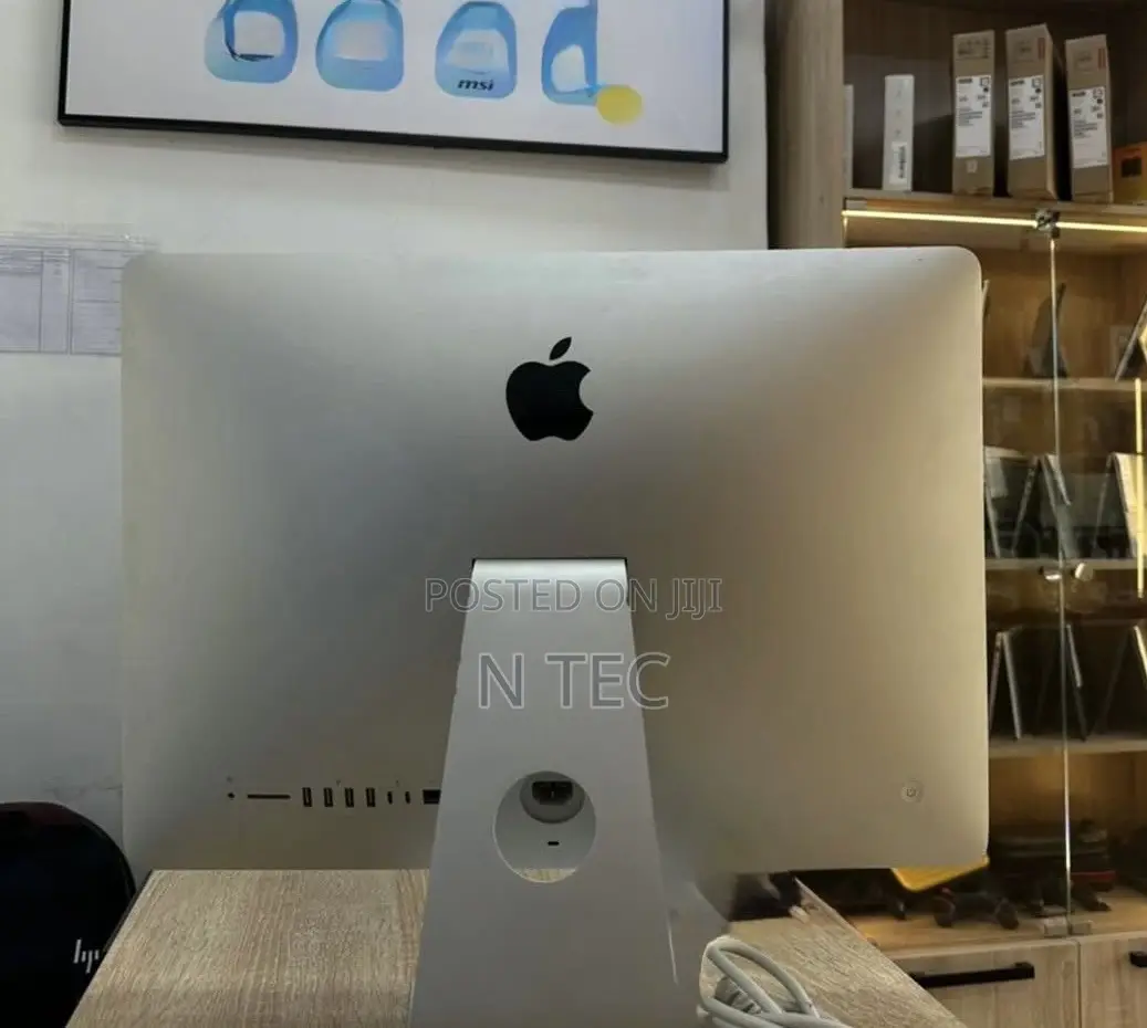 Desktop Computer Apple iMac 8GB Intel Core i3 HDD 1T
