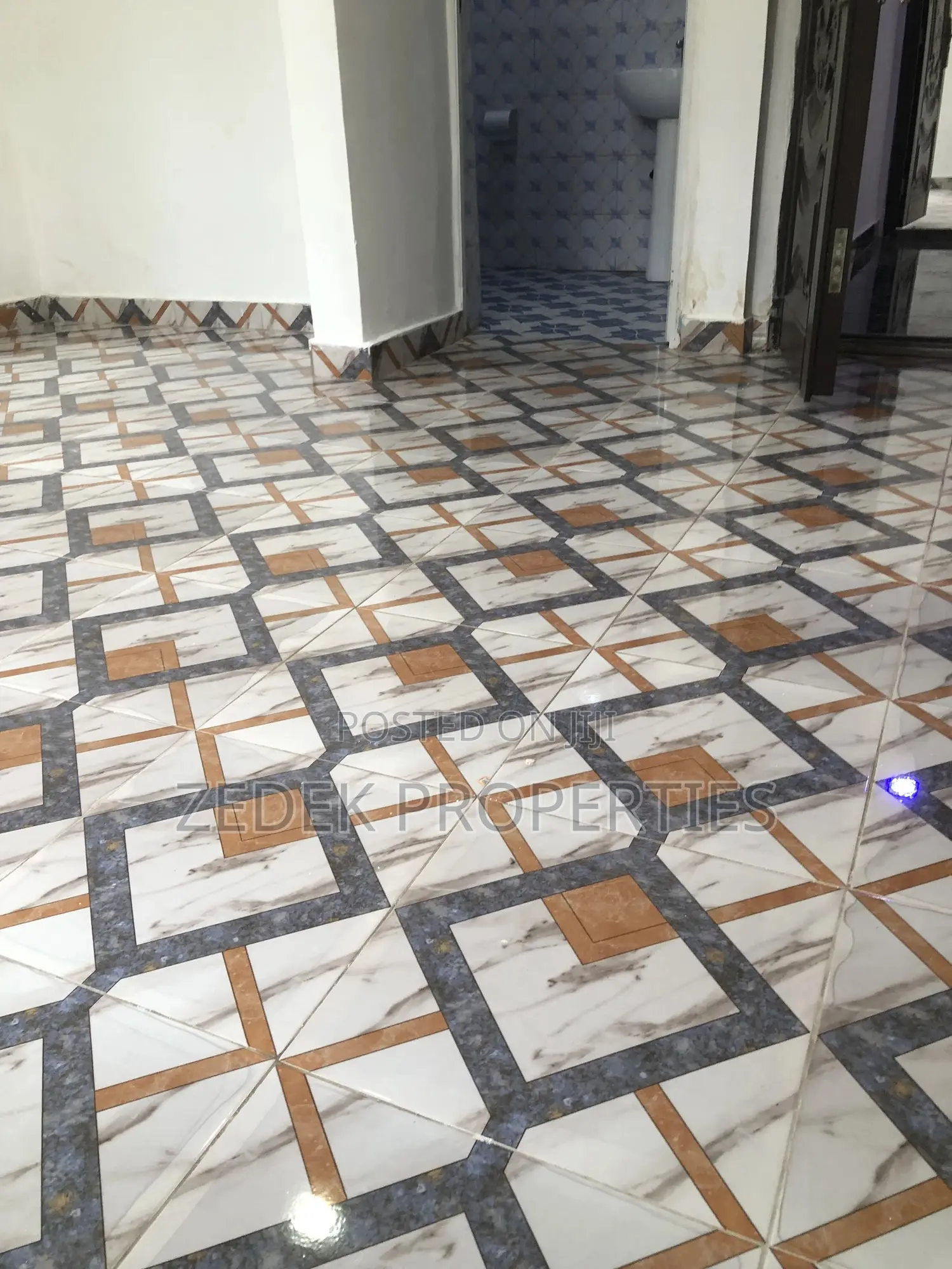 3bdrm Apartment in Kwabenya, Ashomang Estate for rent