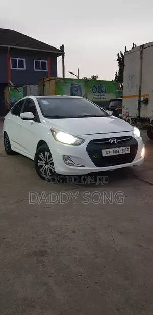 Hyundai Accent GLS 4dr Sedan (1.6L 4cyl 6A) 2014 White