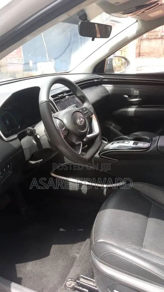 Hyundai Tucson Sport 2021 White