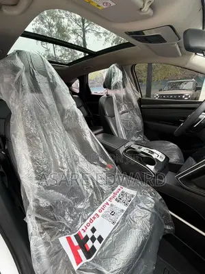 Hyundai Tucson Sport 2021 White