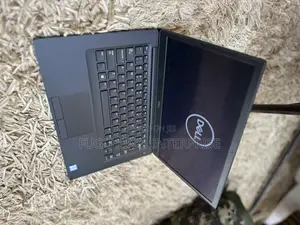 Laptop Dell Latitude 5400 8GB Intel Core i5 SSD 256GB