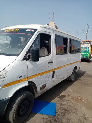 Mercedes-Benz Sprinter 2010 White