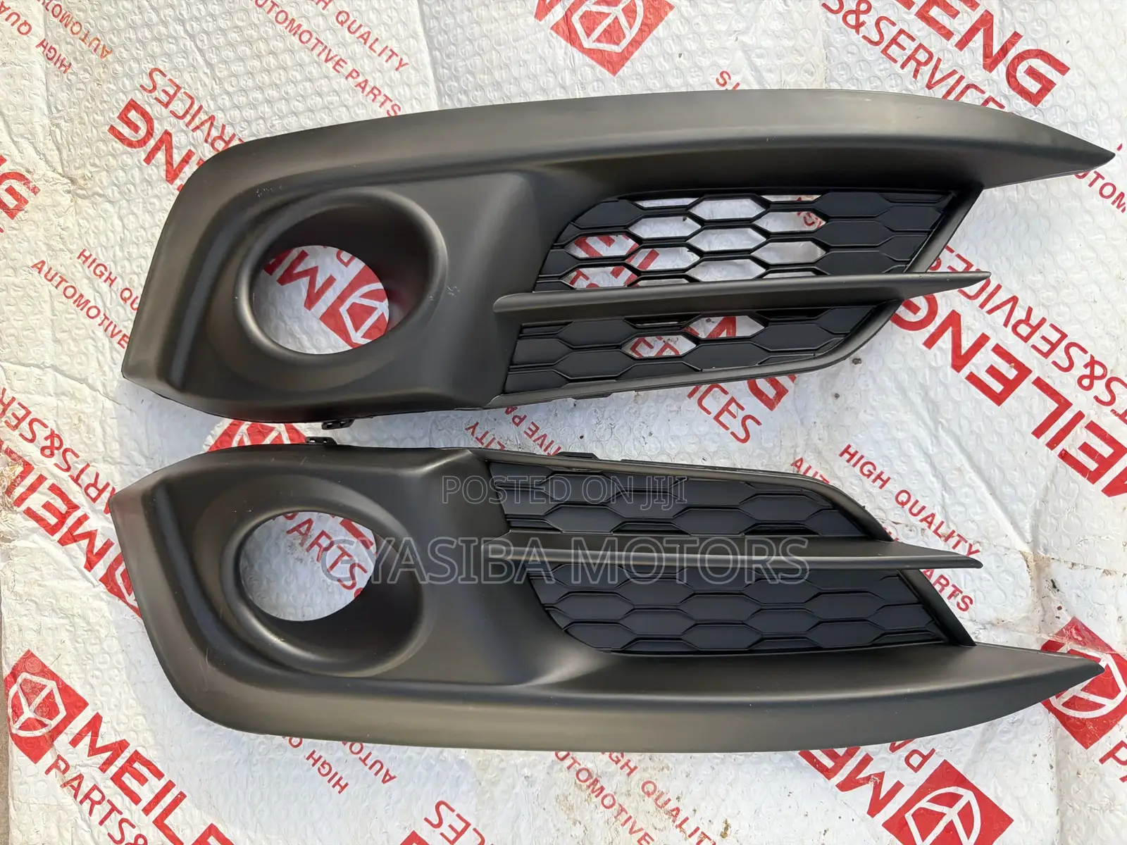 Honda Civic 2016 - 2018 Bumper Foglight Cover