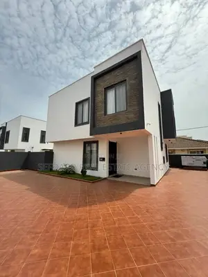 Furnished 3bdrm Townhouse / Terrace in Sefdard Properties, East Legon