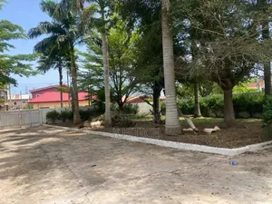 3bdrm House in Dzorwulu for rent