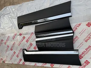 Honda Cr-v 2017 - 2022 Door Moldings With Silver