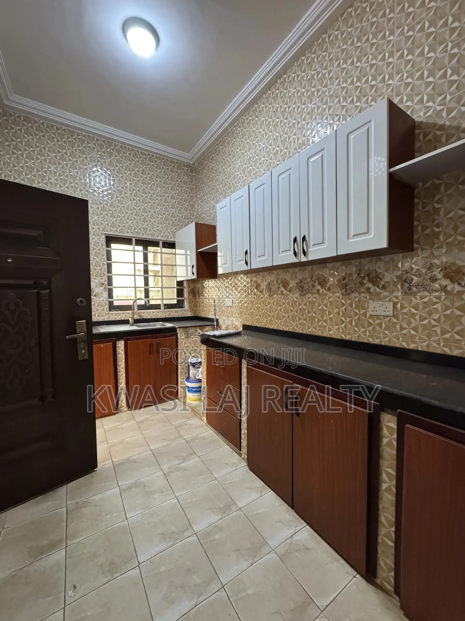 2bdrm Apartment in Broadcasting, Weija for rent