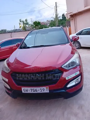 Hyundai Santa Fe 2014 Red