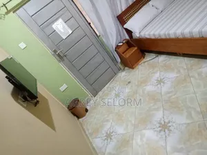 Furnished 12bdrm House in Dreamland Guest, Ga East Municipal for sale