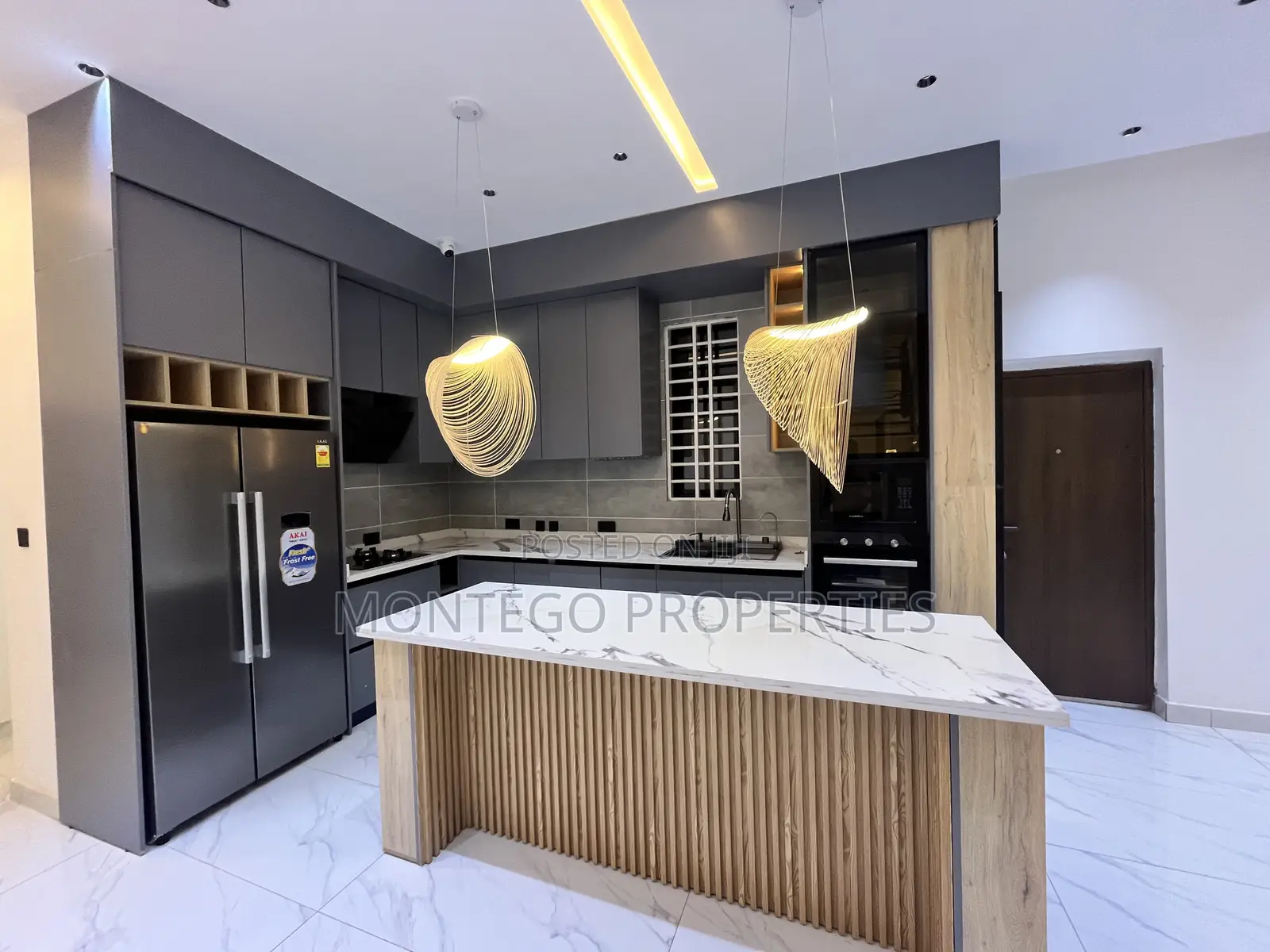 3bdrm House in Ashale Botwe for sale