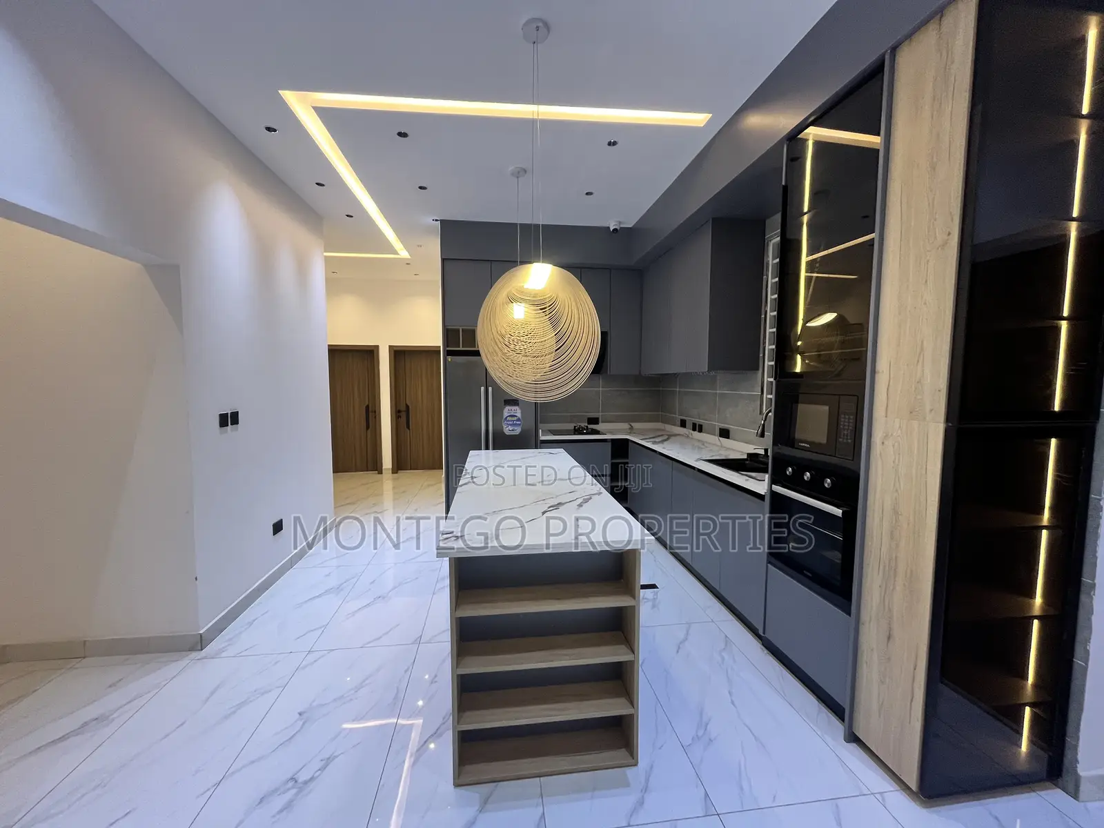 3bdrm House in Ashale Botwe for sale