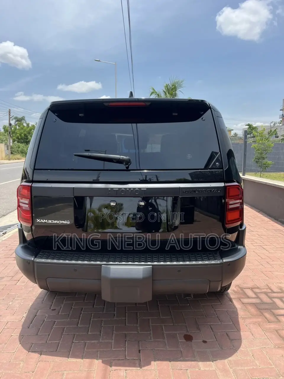 Toyota Land Cruiser Prado 2.4 Hybrid 2025 Black