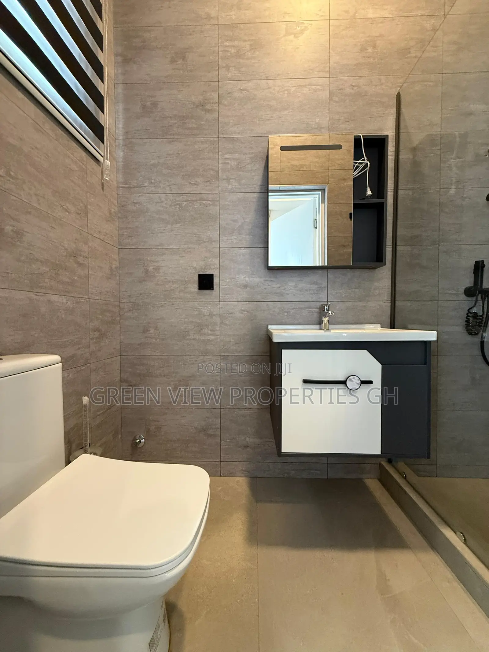 3bdrm Duplex in East Legon for rent