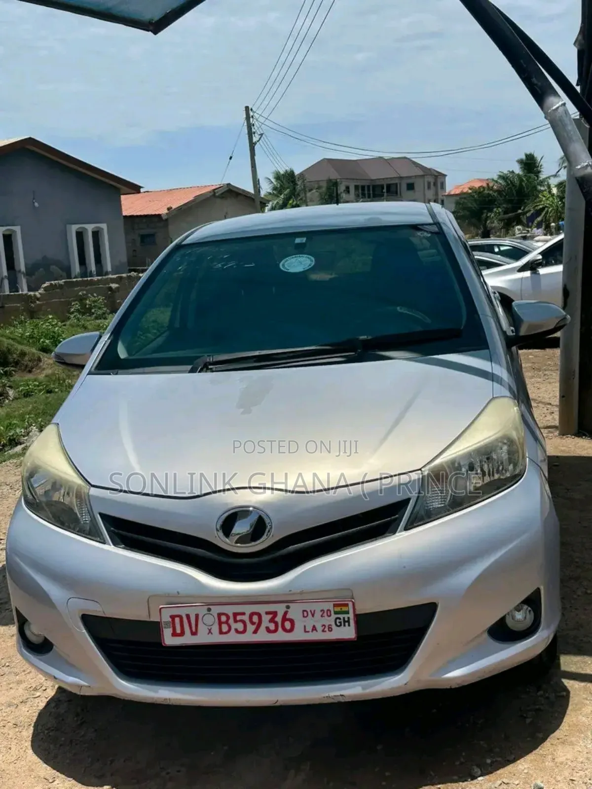 Toyota Vitz 1.0 FWD 5dr 2014