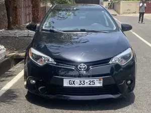 Toyota Corolla LE 4dr Sedan (1.8L 4cyl CVT) 2015 Black